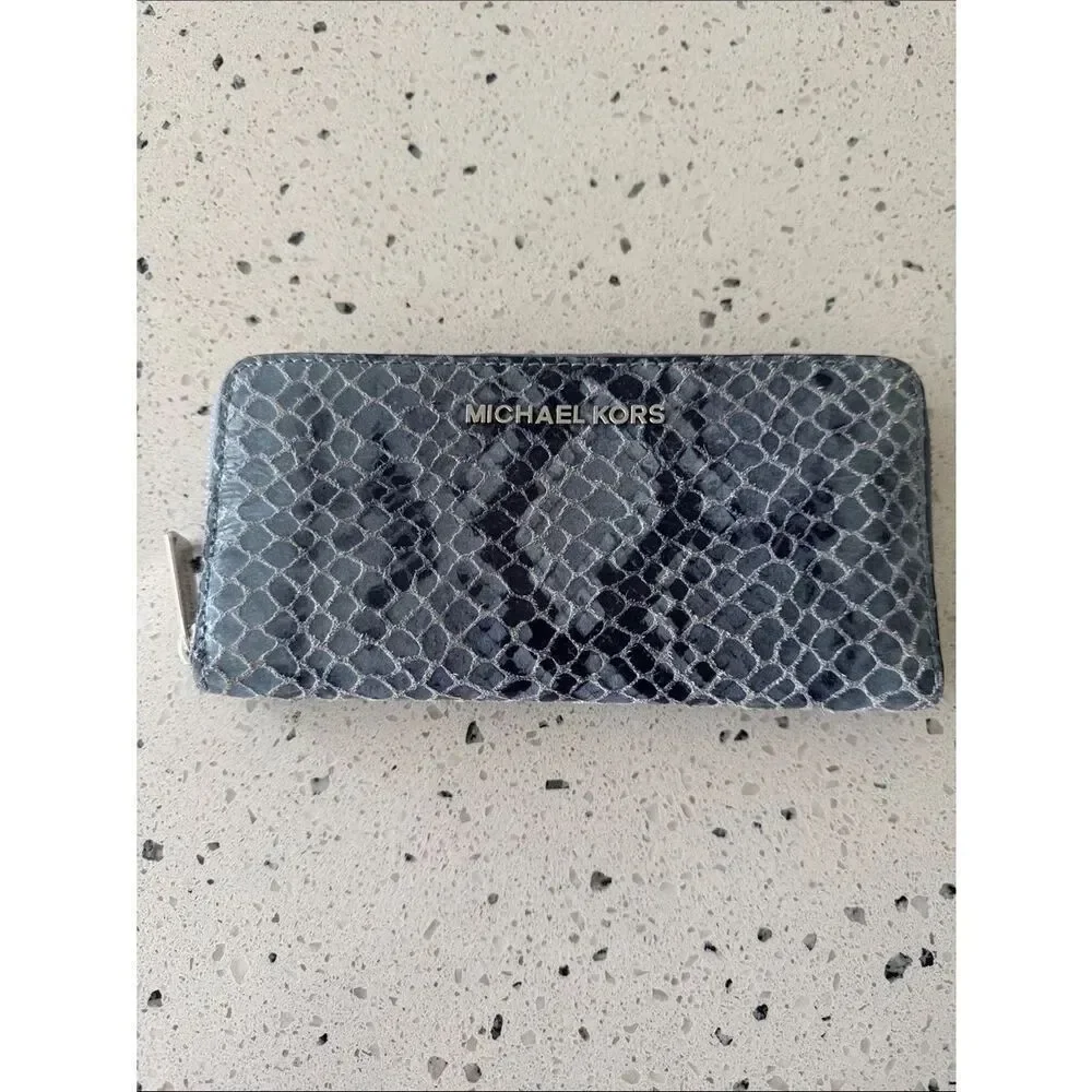 Michael Kors Blue Leather Snake-Print Zip Around Wallet Clutch Classic Chic EUC